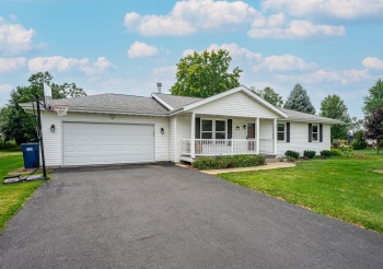 5623 DANIEL, SOUTH BELOIT, Illinois 61080, 3 Bedrooms Bedrooms, ,2 BathroomsBathrooms,House,For Sale,DANIEL,202504700