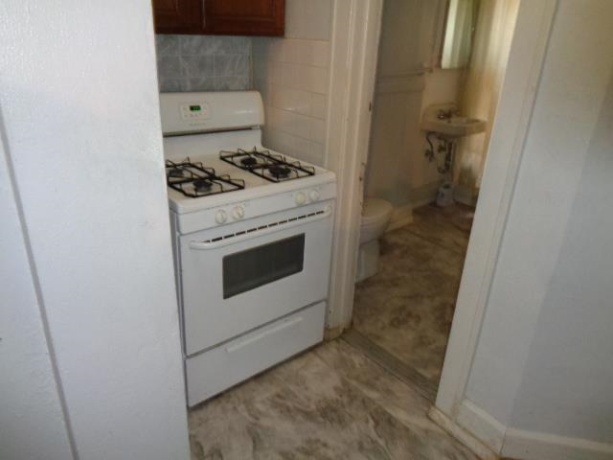 735 Court, ROCKFORD, Illinois 61103, ,3 - 4 Units,For Sale,Court,202505300