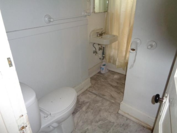 735 Court, ROCKFORD, Illinois 61103, ,3 - 4 Units,For Sale,Court,202505300