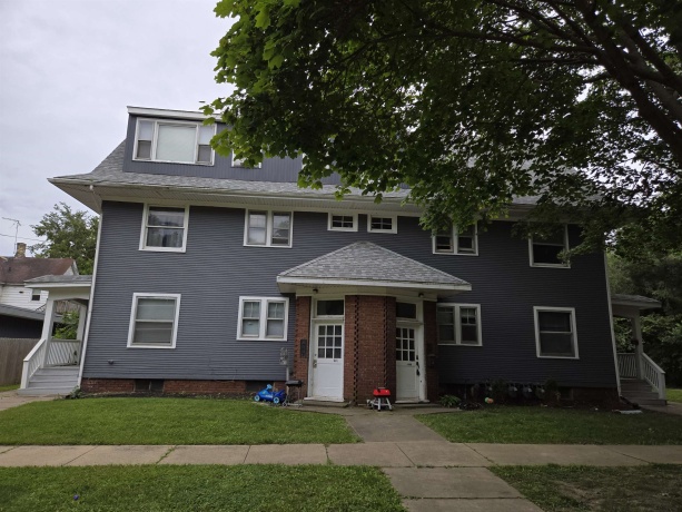 412-414 May Street 414-B, ROCKFORD, Illinois 61104, ,3 - 4 Units,For Sale,May Street 414-B,202505302