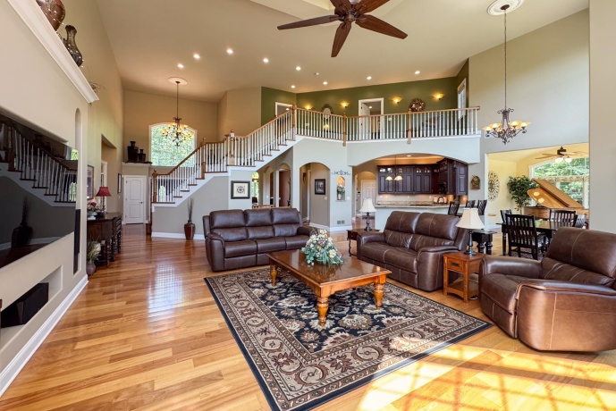 163 Russell Rd, OREGON, Illinois 61061, 4 Bedrooms Bedrooms, ,3 BathroomsBathrooms,House,For Sale,Russell Rd,202505314