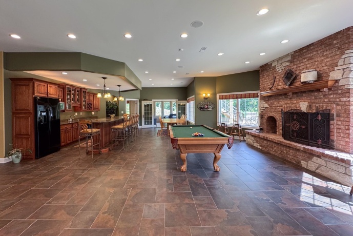 163 Russell Rd, OREGON, Illinois 61061, 4 Bedrooms Bedrooms, ,3 BathroomsBathrooms,House,For Sale,Russell Rd,202505314