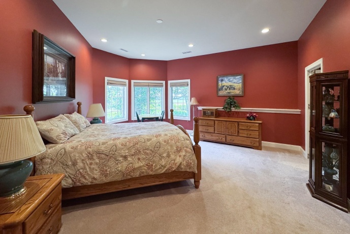 163 Russell Rd, OREGON, Illinois 61061, 4 Bedrooms Bedrooms, ,3 BathroomsBathrooms,House,For Sale,Russell Rd,202505314