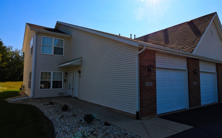 6334 Oakcrest, LOVES PARK, Illinois 61111, 2 Bedrooms Bedrooms, ,2 BathroomsBathrooms,Condominium,For Sale,Oakcrest,202505319