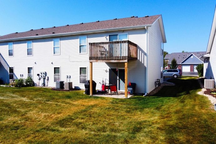 6334 Oakcrest, LOVES PARK, Illinois 61111, 2 Bedrooms Bedrooms, ,2 BathroomsBathrooms,Condominium,For Sale,Oakcrest,202505319