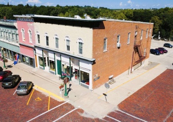 101 Market, MOUNT CARROLL, Illinois 61053, ,3 - 4 Units,For Sale,Market,202505347