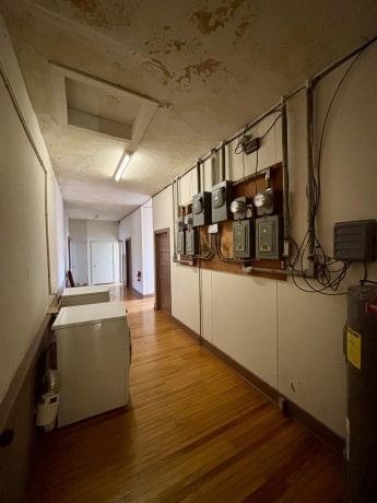 101 Market, MOUNT CARROLL, Illinois 61053, ,3 - 4 Units,For Sale,Market,202505347