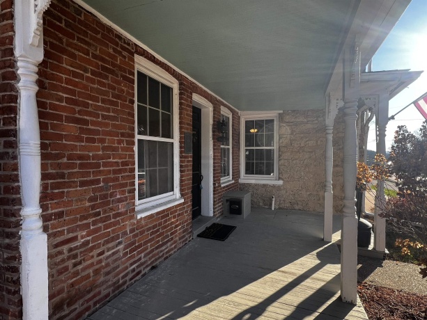 809 Spring (Hwy 20), GALENA, Illinois 61036, ,Mixed Use,For Sale,Spring (Hwy 20),202406701