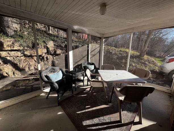 809 Spring (Hwy 20), GALENA, Illinois 61036, ,Mixed Use,For Sale,Spring (Hwy 20),202406701