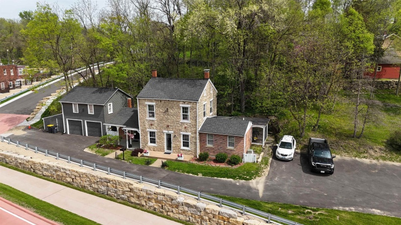 809 Spring (Hwy 20), GALENA, Illinois 61036, ,Mixed Use,For Sale,Spring (Hwy 20),202406701