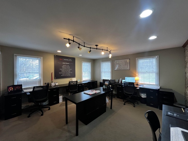 809 Spring (Hwy 20), GALENA, Illinois 61036, ,Mixed Use,For Sale,Spring (Hwy 20),202406701