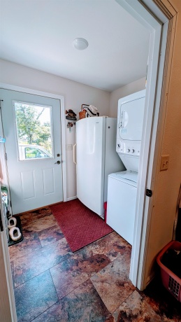 406 Garfield, LEAF RIVER, Illinois 61047, 3 Bedrooms Bedrooms, ,1 BathroomBathrooms,House,For Sale,Garfield,202505363