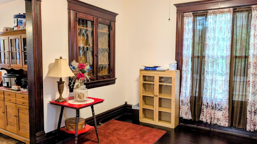 406 Garfield, LEAF RIVER, Illinois 61047, 3 Bedrooms Bedrooms, ,1 BathroomBathrooms,House,For Sale,Garfield,202505363