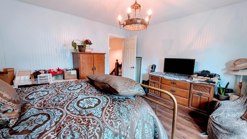 406 Garfield, LEAF RIVER, Illinois 61047, 3 Bedrooms Bedrooms, ,1 BathroomBathrooms,House,For Sale,Garfield,202505363