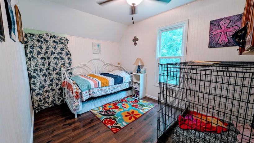 406 Garfield, LEAF RIVER, Illinois 61047, 3 Bedrooms Bedrooms, ,1 BathroomBathrooms,House,For Sale,Garfield,202505363