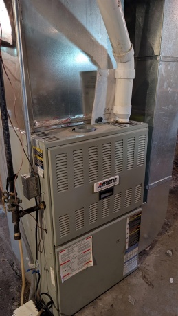 406 Garfield, LEAF RIVER, Illinois 61047, 3 Bedrooms Bedrooms, ,1 BathroomBathrooms,House,For Sale,Garfield,202505363