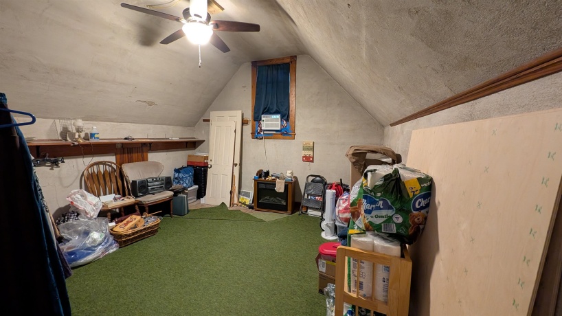 406 Garfield, LEAF RIVER, Illinois 61047, 3 Bedrooms Bedrooms, ,1 BathroomBathrooms,House,For Sale,Garfield,202505363