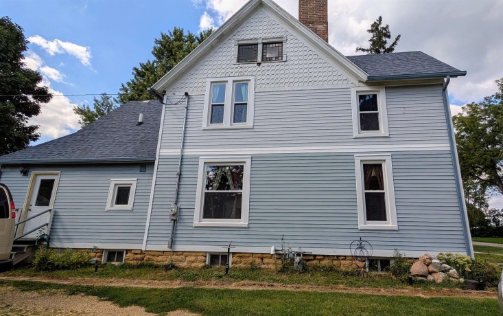 406 Garfield, LEAF RIVER, Illinois 61047, 3 Bedrooms Bedrooms, ,1 BathroomBathrooms,House,For Sale,Garfield,202505363