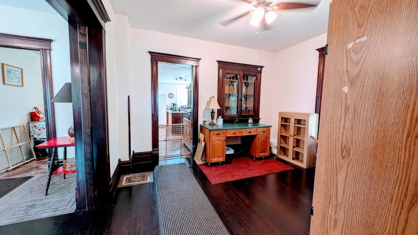 406 Garfield, LEAF RIVER, Illinois 61047, 3 Bedrooms Bedrooms, ,1 BathroomBathrooms,House,For Sale,Garfield,202505363