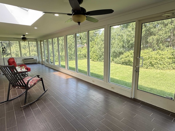 402 Le Fevre, STERLING, Illinois 61081, 5 Bedrooms Bedrooms, ,3 BathroomsBathrooms,House,For Sale,Le Fevre,202505365