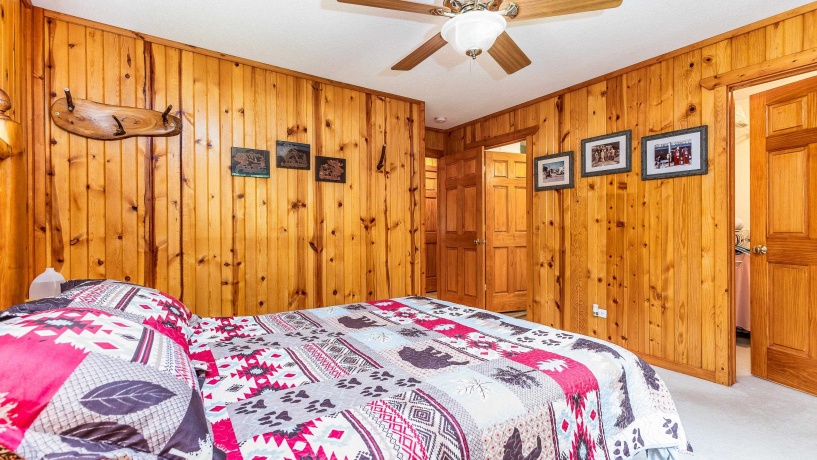 9A211 Walnut, APPLE RIVER, Illinois 61001, 4 Bedrooms Bedrooms, ,3 BathroomsBathrooms,House,For Sale,Walnut,202505383