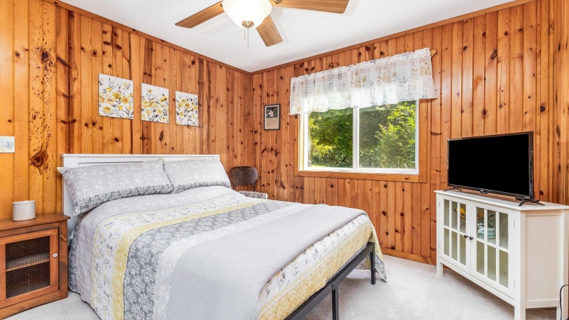 9A211 Walnut, APPLE RIVER, Illinois 61001, 4 Bedrooms Bedrooms, ,3 BathroomsBathrooms,House,For Sale,Walnut,202505383