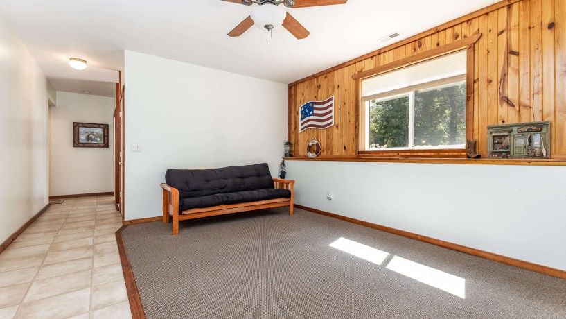 9A211 Walnut, APPLE RIVER, Illinois 61001, 4 Bedrooms Bedrooms, ,3 BathroomsBathrooms,House,For Sale,Walnut,202505383