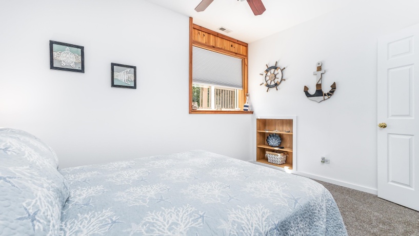 9A211 Walnut, APPLE RIVER, Illinois 61001, 4 Bedrooms Bedrooms, ,3 BathroomsBathrooms,House,For Sale,Walnut,202505383