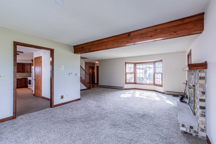 35588 2300, MENDOTA, Illinois 61342, 3 Bedrooms Bedrooms, ,2 BathroomsBathrooms,House,For Sale,2300,202505394