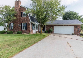 35588 2300, MENDOTA, Illinois 61342, 3 Bedrooms Bedrooms, ,2 BathroomsBathrooms,House,For Sale,2300,202505394