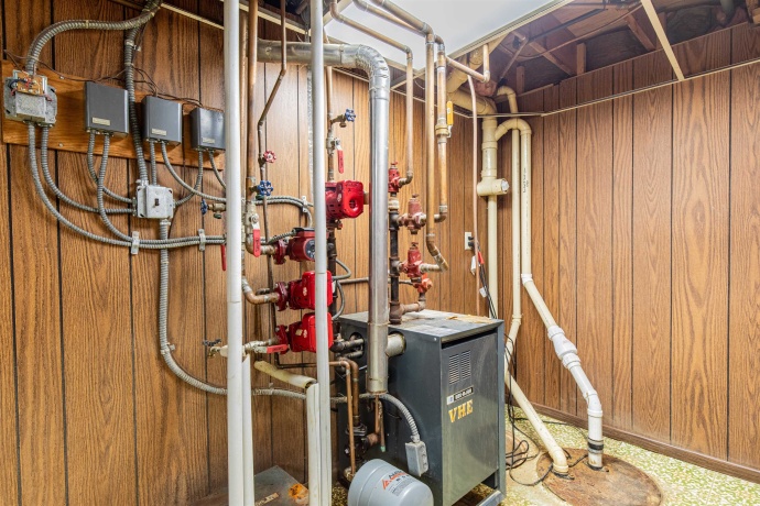 35588 2300, MENDOTA, Illinois 61342, 3 Bedrooms Bedrooms, ,2 BathroomsBathrooms,House,For Sale,2300,202505394