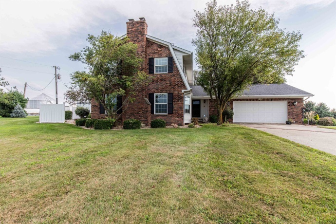 35588 2300, MENDOTA, Illinois 61342, 3 Bedrooms Bedrooms, ,2 BathroomsBathrooms,House,For Sale,2300,202505394