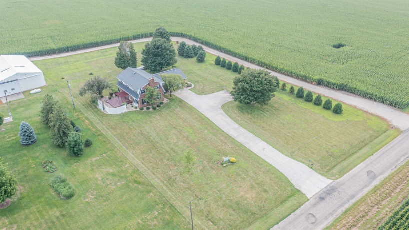 35588 2300, MENDOTA, Illinois 61342, 3 Bedrooms Bedrooms, ,2 BathroomsBathrooms,House,For Sale,2300,202505394