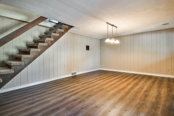 9525 BRENDA, ROSCOE, Illinois 61073, 4 Bedrooms Bedrooms, ,3 BathroomsBathrooms,House,For Sale,BRENDA,202505395