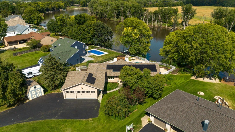 9525 BRENDA, ROSCOE, Illinois 61073, 4 Bedrooms Bedrooms, ,3 BathroomsBathrooms,House,For Sale,BRENDA,202505395