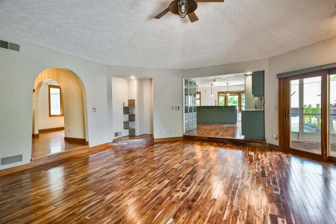 9525 BRENDA, ROSCOE, Illinois 61073, 4 Bedrooms Bedrooms, ,3 BathroomsBathrooms,House,For Sale,BRENDA,202505395