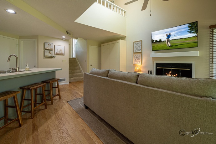 106 Walnut Hill, GALENA, Illinois 61036, 1 Bedroom Bedrooms, ,2 BathroomsBathrooms,Condominium,For Sale,Walnut Hill,202505404