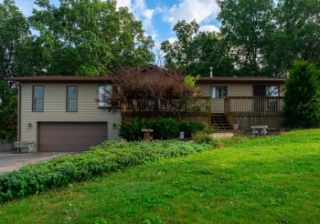 1005 Autumn, LAKE SUMMERSET, Illinois 61019, 3 Bedrooms Bedrooms, ,3 BathroomsBathrooms,House,For Sale,Autumn,202505450