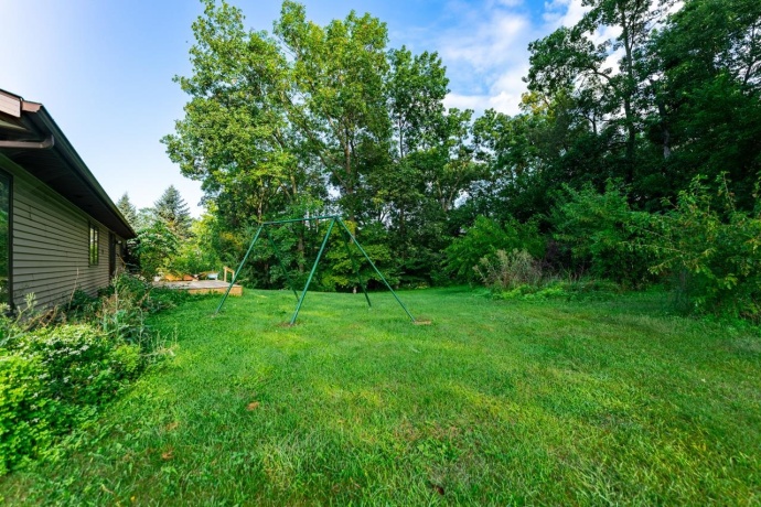 1005 Autumn, LAKE SUMMERSET, Illinois 61019, 3 Bedrooms Bedrooms, ,3 BathroomsBathrooms,House,For Sale,Autumn,202505450