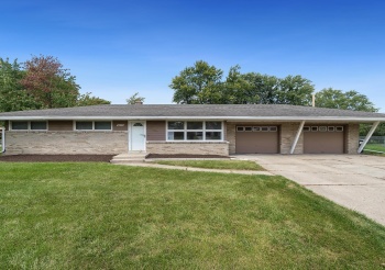4604 Mohawk, ROCKFORD, Illinois 61107, 3 Bedrooms Bedrooms, ,2 BathroomsBathrooms,House,For Sale,Mohawk,202505463