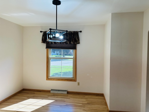 219 Palm, LENA, Illinois 61048, 3 Bedrooms Bedrooms, ,2 BathroomsBathrooms,House,For Sale,Palm,202505472