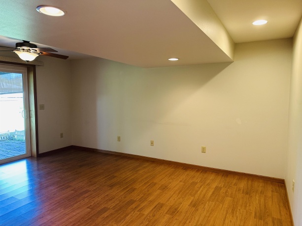 219 Palm, LENA, Illinois 61048, 3 Bedrooms Bedrooms, ,2 BathroomsBathrooms,House,For Sale,Palm,202505472