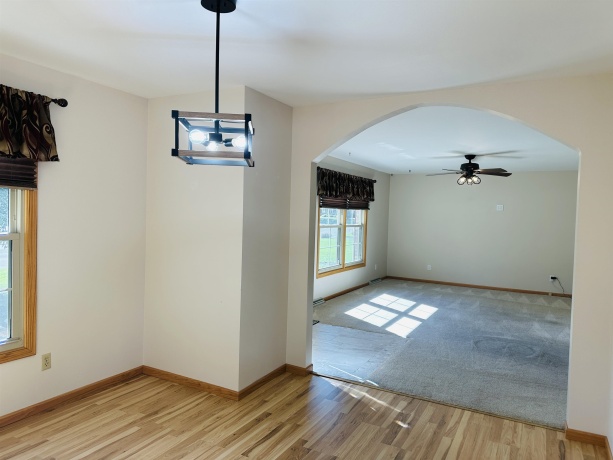 219 Palm, LENA, Illinois 61048, 3 Bedrooms Bedrooms, ,2 BathroomsBathrooms,House,For Sale,Palm,202505472