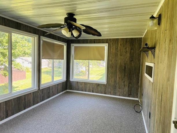 219 Palm, LENA, Illinois 61048, 3 Bedrooms Bedrooms, ,2 BathroomsBathrooms,House,For Sale,Palm,202505473