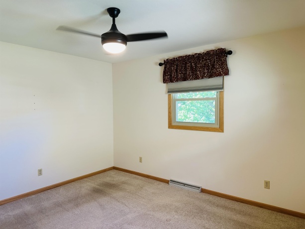 219 Palm, LENA, Illinois 61048, 3 Bedrooms Bedrooms, ,2 BathroomsBathrooms,House,For Sale,Palm,202505473