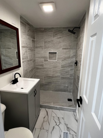 4784 Jade, ROCKFORD, Illinois 61102, 3 Bedrooms Bedrooms, ,2 BathroomsBathrooms,House,For Sale,Jade,202505483