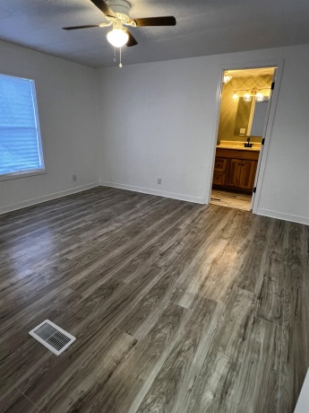 4784 Jade, ROCKFORD, Illinois 61102, 3 Bedrooms Bedrooms, ,2 BathroomsBathrooms,House,For Sale,Jade,202505483