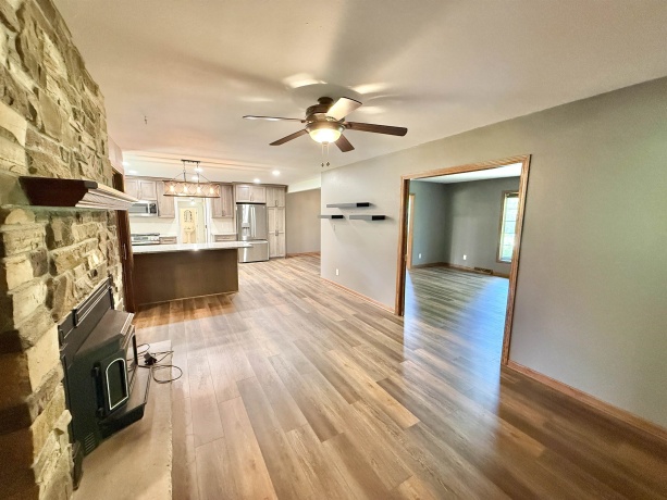 7356 Kishwaukee, STILLMAN VALLEY, Illinois 61084, 4 Bedrooms Bedrooms, ,3 BathroomsBathrooms,House,For Sale,Kishwaukee,202505484