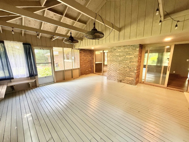 7356 Kishwaukee, STILLMAN VALLEY, Illinois 61084, 4 Bedrooms Bedrooms, ,3 BathroomsBathrooms,House,For Sale,Kishwaukee,202505484