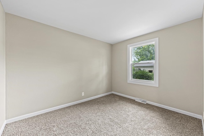 1450 Winter, FREEPORT, Illinois 61032, 2 Bedrooms Bedrooms, ,1 BathroomBathrooms,House,For Sale,Winter,202505485